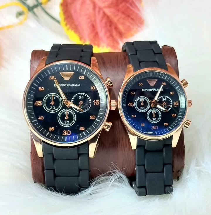 2-Piece Unisex Stainless Steel Quartz Couple Watches – Water-Resistant Analog Timepieces