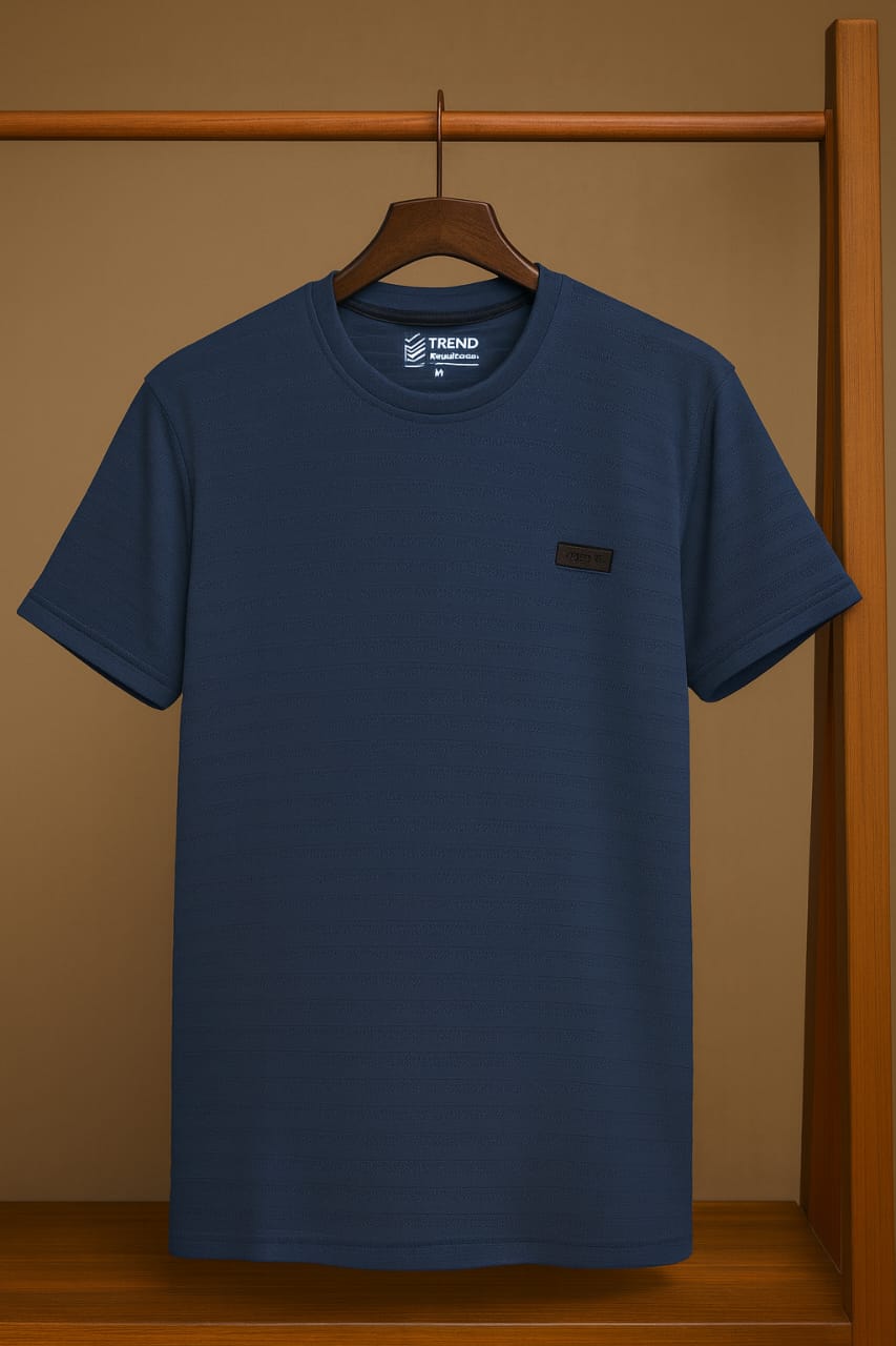 > Navy blue jacquard textured T-shirt for men, round neck, minimalist design – HOODIX menswear

